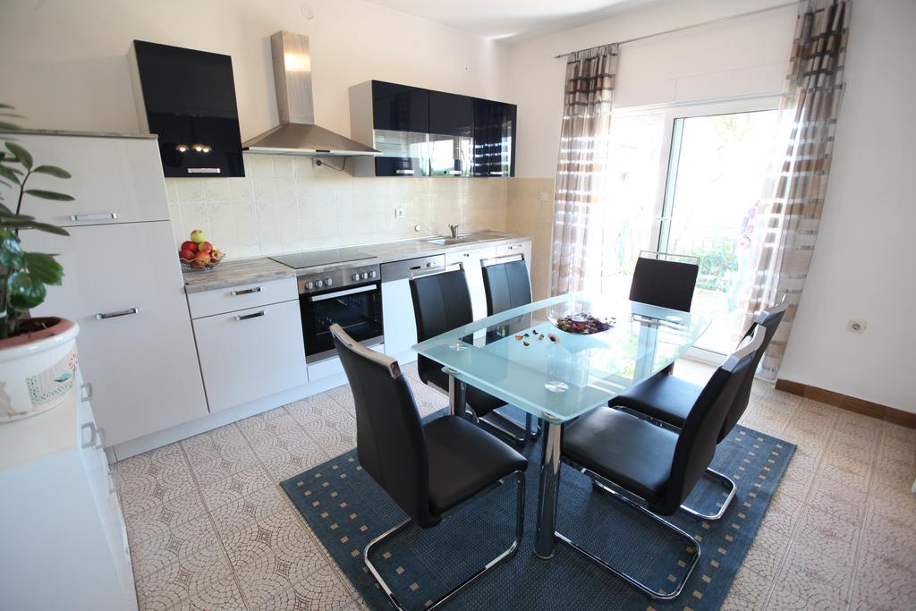 Apartment Marin Seget Donji ภายนอก รูปภาพ