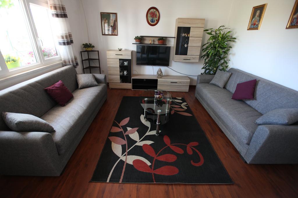 Apartment Marin Seget Donji ภายนอก รูปภาพ