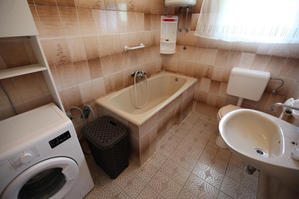 Apartment Marin Seget Donji ภายนอก รูปภาพ